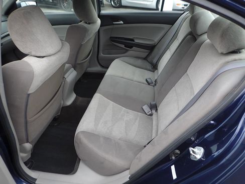 Used 2010 Honda Accord LX-P image 10