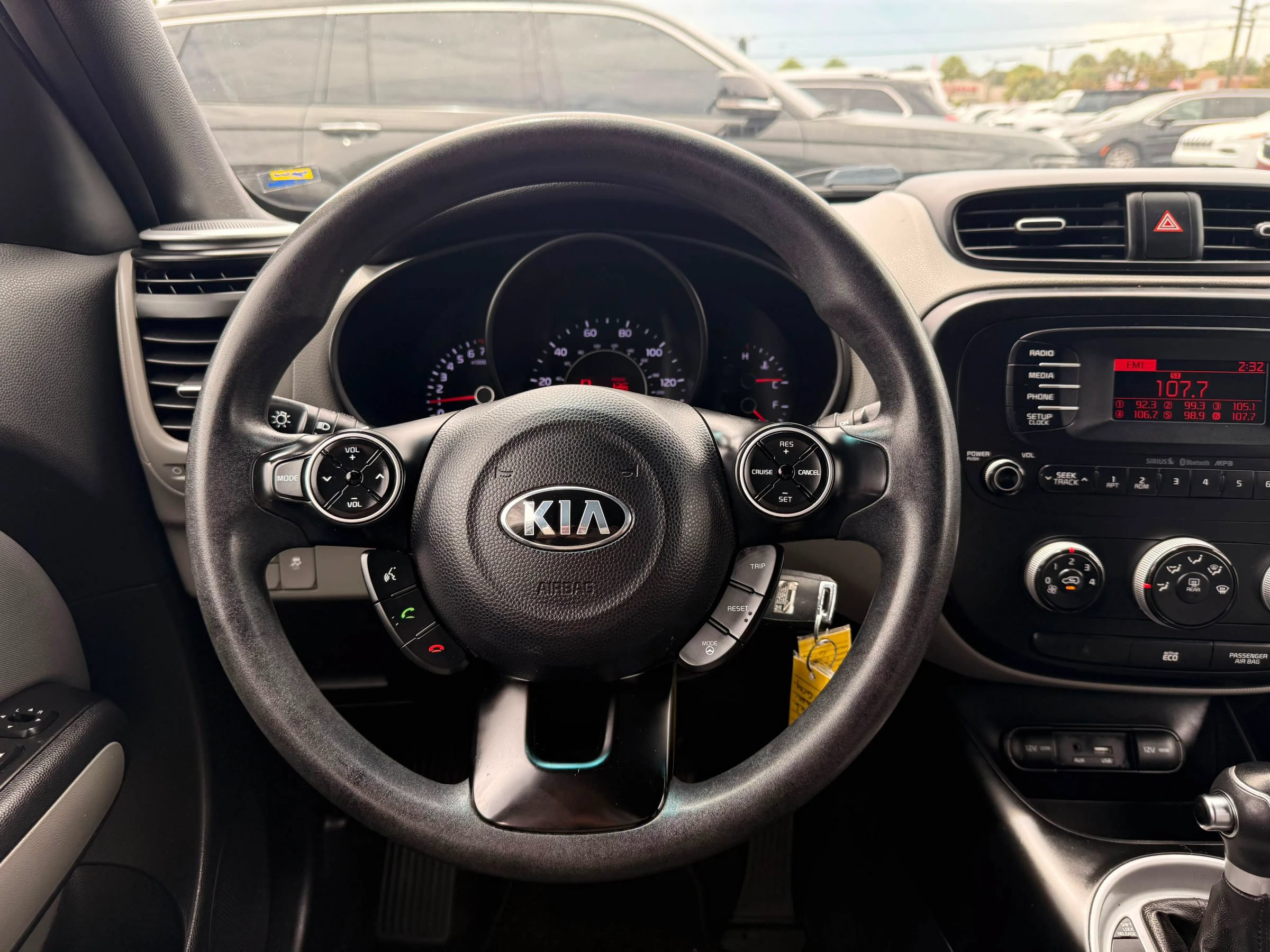 Used 2015 Kia Soul FWD image 10