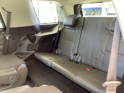 Used 2020 GMC Yukon Denali AWD/4WD image 14