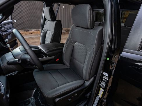 Used 2025 RAM 1500 Lone Star image 30