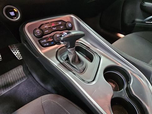 Used 2019 Dodge Challenger R/T w/ Driver Convenience Group RWD image 22