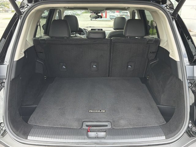 Certified 2023 Nissan Rogue SV w/ SV Premium B Package AWD/4WD image 27
