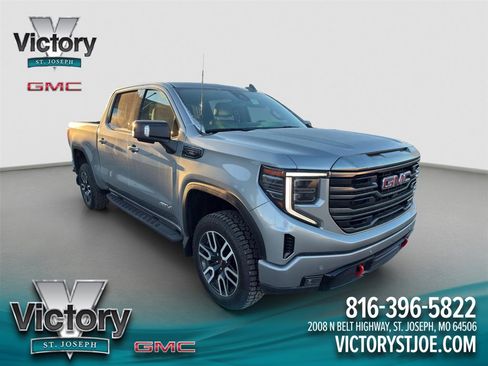 Used 2024 GMC Sierra 1500 AT4 w/ Technology Package image 1