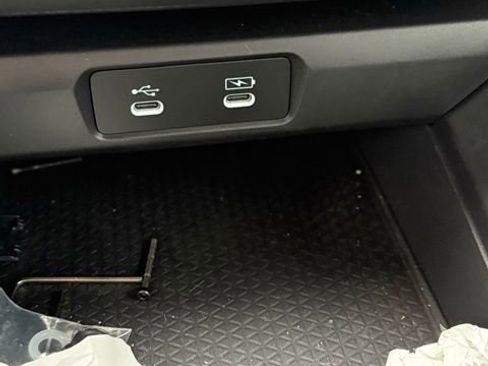 Used 2024 Honda Accord EX image 12