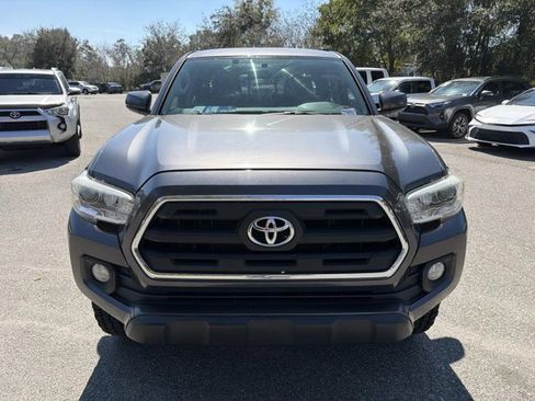 Used 2016 Toyota Tacoma SR5 w/ SR5 Appearance Package (SN) image 6