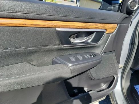 Used 2018 Honda CR-V EX image 11