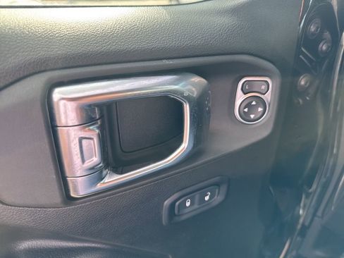 Used 2025 Jeep Wrangler Unlimited Sport S 4xe AWD/4WD image 21