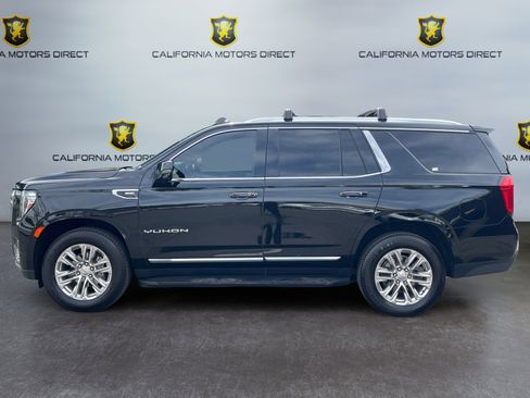 Used 2022 GMC Yukon SLT w/ SLT Premium Package image 2