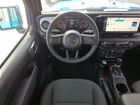 New 2026 Jeep Gladiator Sport image 10