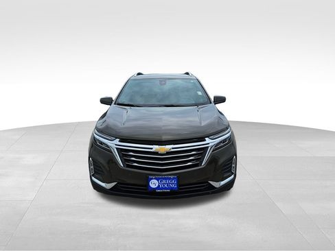 Used 2024 Chevrolet Equinox Premier FWD image 3