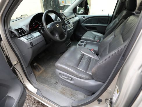 Used 2005 Honda Odyssey EX-L image 18