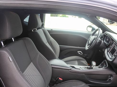 Used 2019 Dodge Challenger SXT RWD image 15