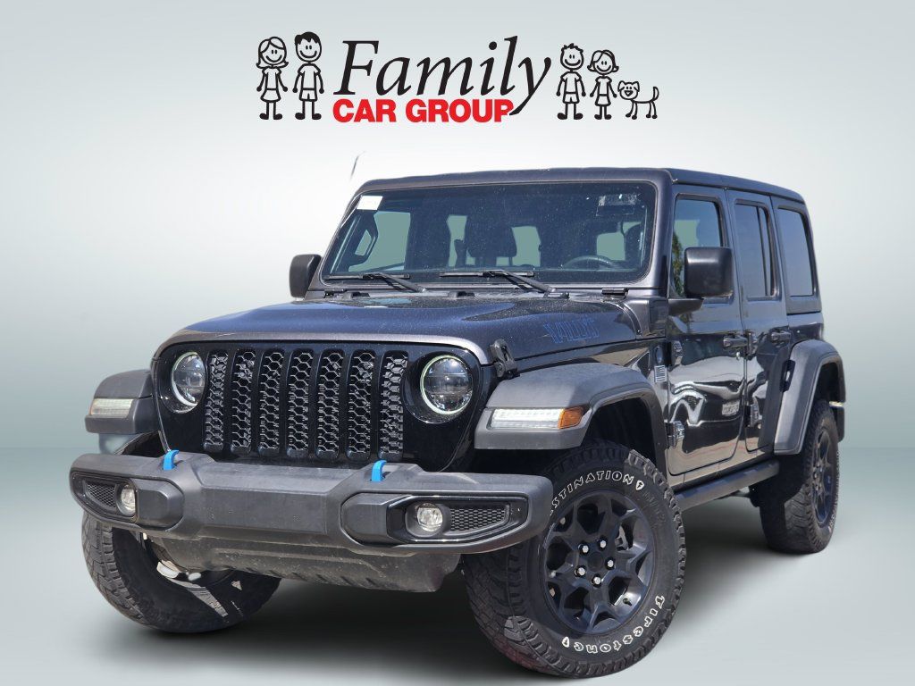 Used 2023 Jeep Wrangler Unlimited AWD/4WD image 1