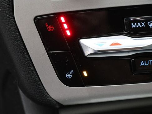 Used 2023 Ford Explorer XLT w/ Equipment Group 202A image 23