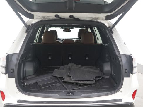 Used 2025 Subaru Forester Touring image 16