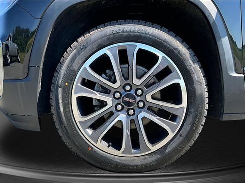 Used 2020 GMC Acadia AT4 w/ Driver Alert Package II AWD/4WD image 32