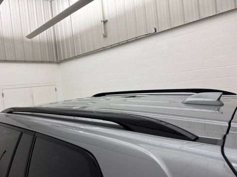 Used 2025 GMC Acadia AT4 w/ LPO, Floor Liner Package AWD/4WD image 13
