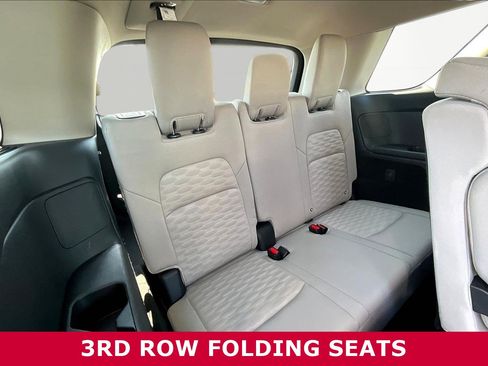 Used 2024 Nissan Pathfinder SV AWD/4WD image 26