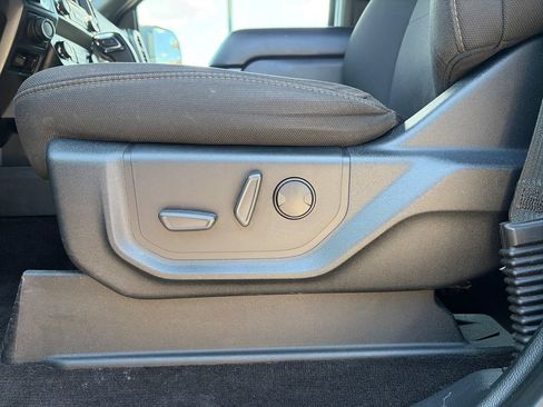 Used 2019 Ford F150 XLT w/ Equipment Group 302A Luxury AWD/4WD image 24