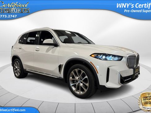 Used 2026 BMW X5 xDrive40i AWD/4WD image 3