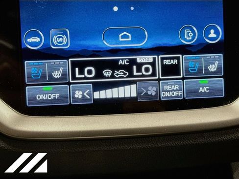 Used 2023 Subaru Ascent Touring AWD/4WD image 17