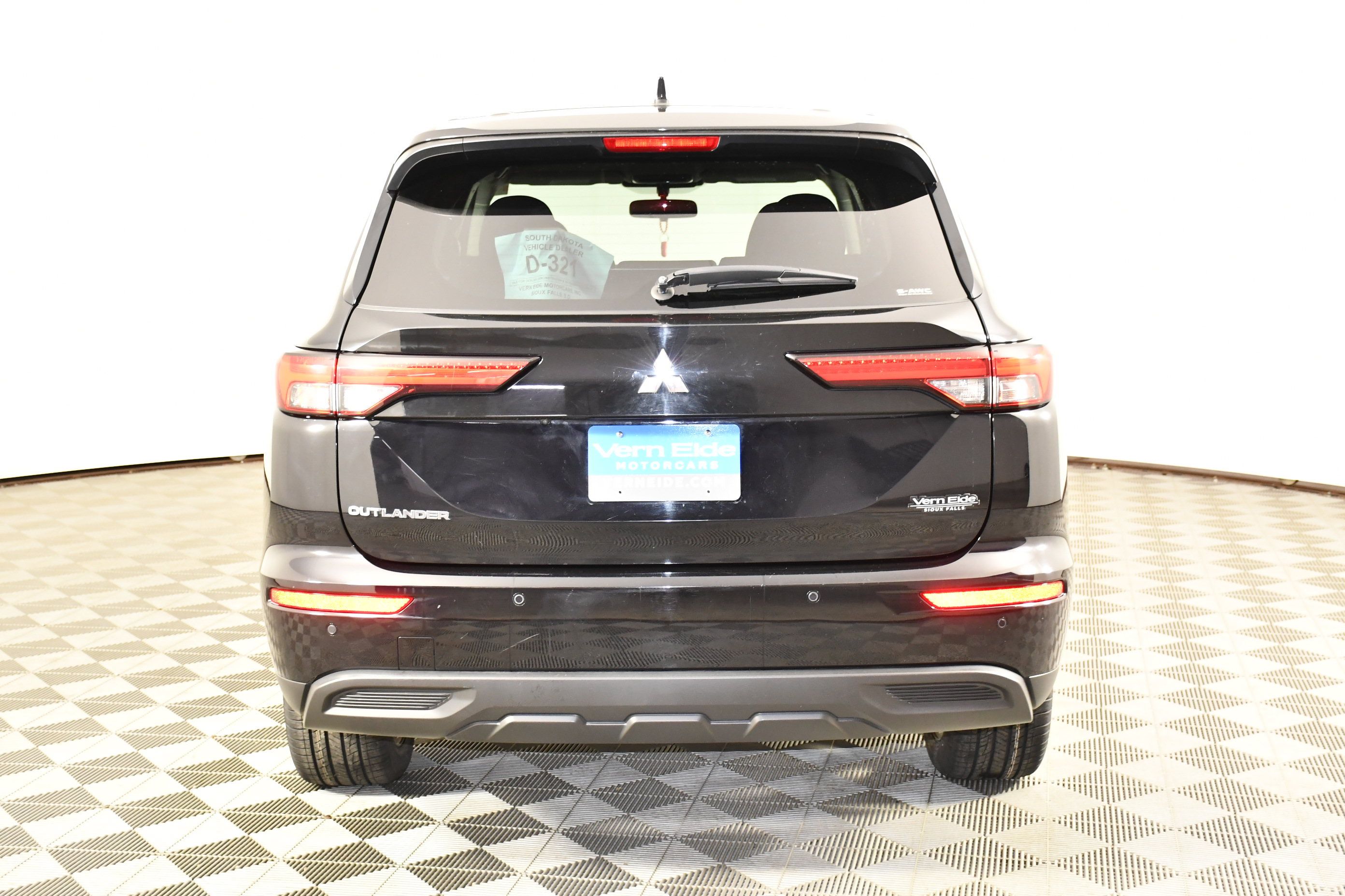 Used 2022 Mitsubishi Outlander ES AWD/4WD image 6
