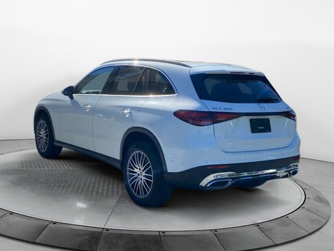 New 2026 Mercedes-Benz GLC 300 4MATIC image 5