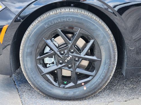 New 2026 Kia K5 LXS image 7