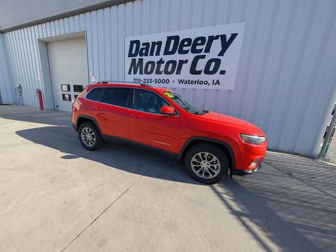 Used 2021 Jeep Cherokee Latitude Lux w/ Comfort/Convenience Group AWD/4WD image 37