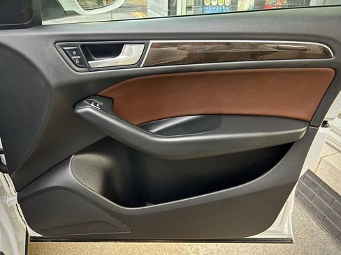 Used 2014 Audi Q5 2.0T Premium w/ Lighting Package image 28