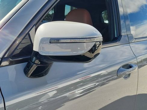Certified 2025 Kia Telluride SX Prestige X-Line AWD/4WD image 6