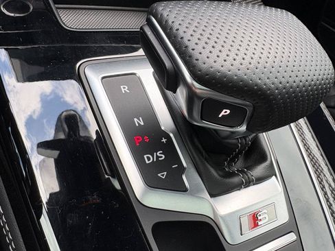Certified 2023 Audi SQ5 Premium Plus w/ Premium Plus Package AWD/4WD image 18