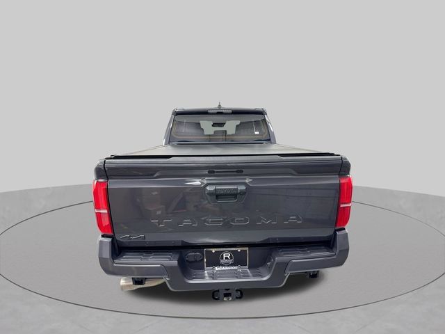 Used 2024 Toyota Tacoma SR5 AWD/4WD image 31