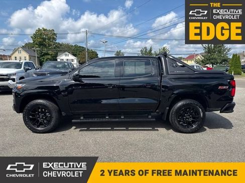 Used 2025 Chevrolet Colorado Z71 w/ Midnight Edition AWD/4WD image 1