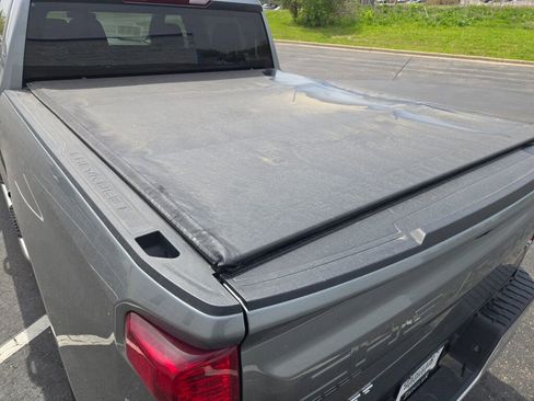 Used 2023 Chevrolet Silverado 1500 LT w/ Protection Package AWD/4WD image 16