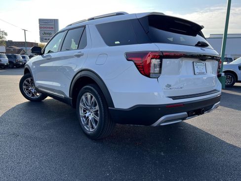 New 2026 Ford Explorer Platinum image 10