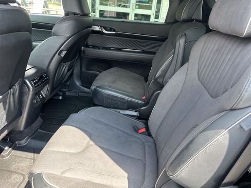 Used 2025 Hyundai Palisade Calligraphy AWD/4WD image 13