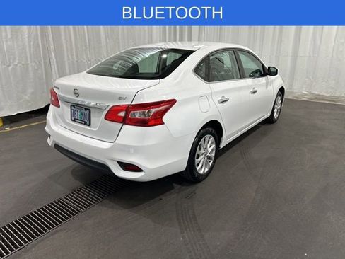 Used 2019 Nissan Sentra SV image 3
