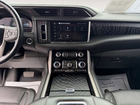 Used 2023 GMC Yukon Denali w/ Advanced Technology Package image 19