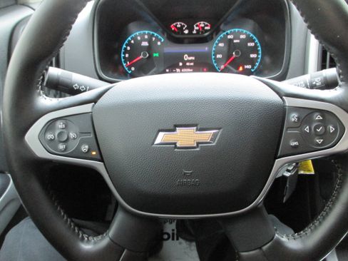Used 2020 Chevrolet Colorado LT w/ LT Convenience Package image 20