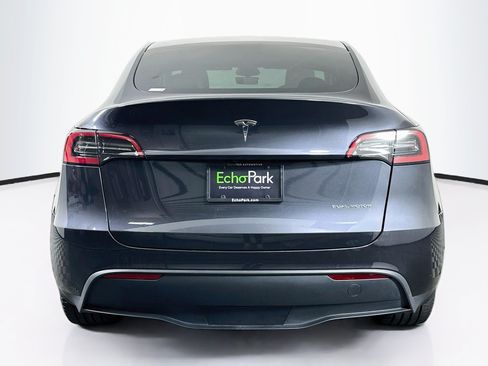 Used 2024 Tesla Model Y Long Range AWD/4WD image 7