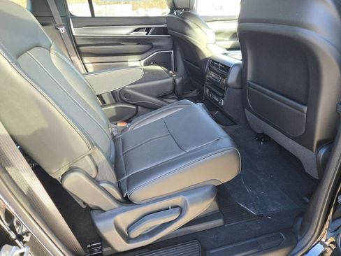 New 2026 Jeep Grand Wagoneer w/ HD Trailer Tow Package image 8