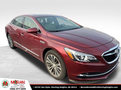 Used 2017 Buick LaCrosse Essence w/ Sun and Shade Package FWD image 3