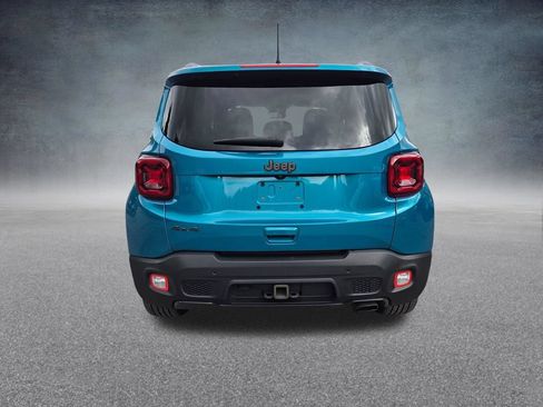 Used 2021 Jeep Renegade Latitude w/ Luxury Group II AWD/4WD image 7