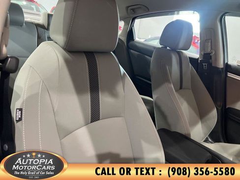 Used 2019 Honda Civic EX image 13