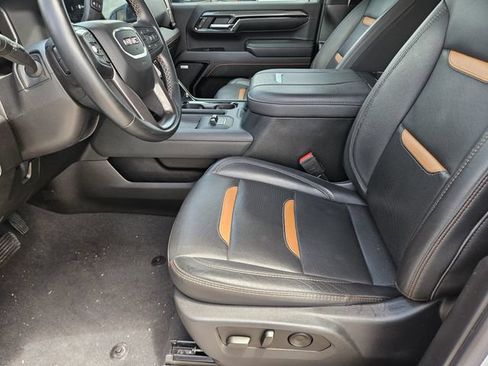 Used 2024 GMC Sierra 2500 AT4 w/ AT4 Premium Plus Package AWD/4WD image 12