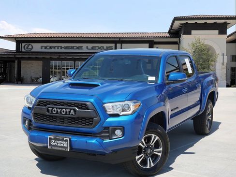 Used 2016 Toyota Tacoma TRD Sport w/ Towing Package RWD image 1