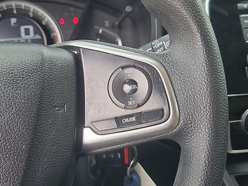 Used 2017 Honda CR-V LX image 12