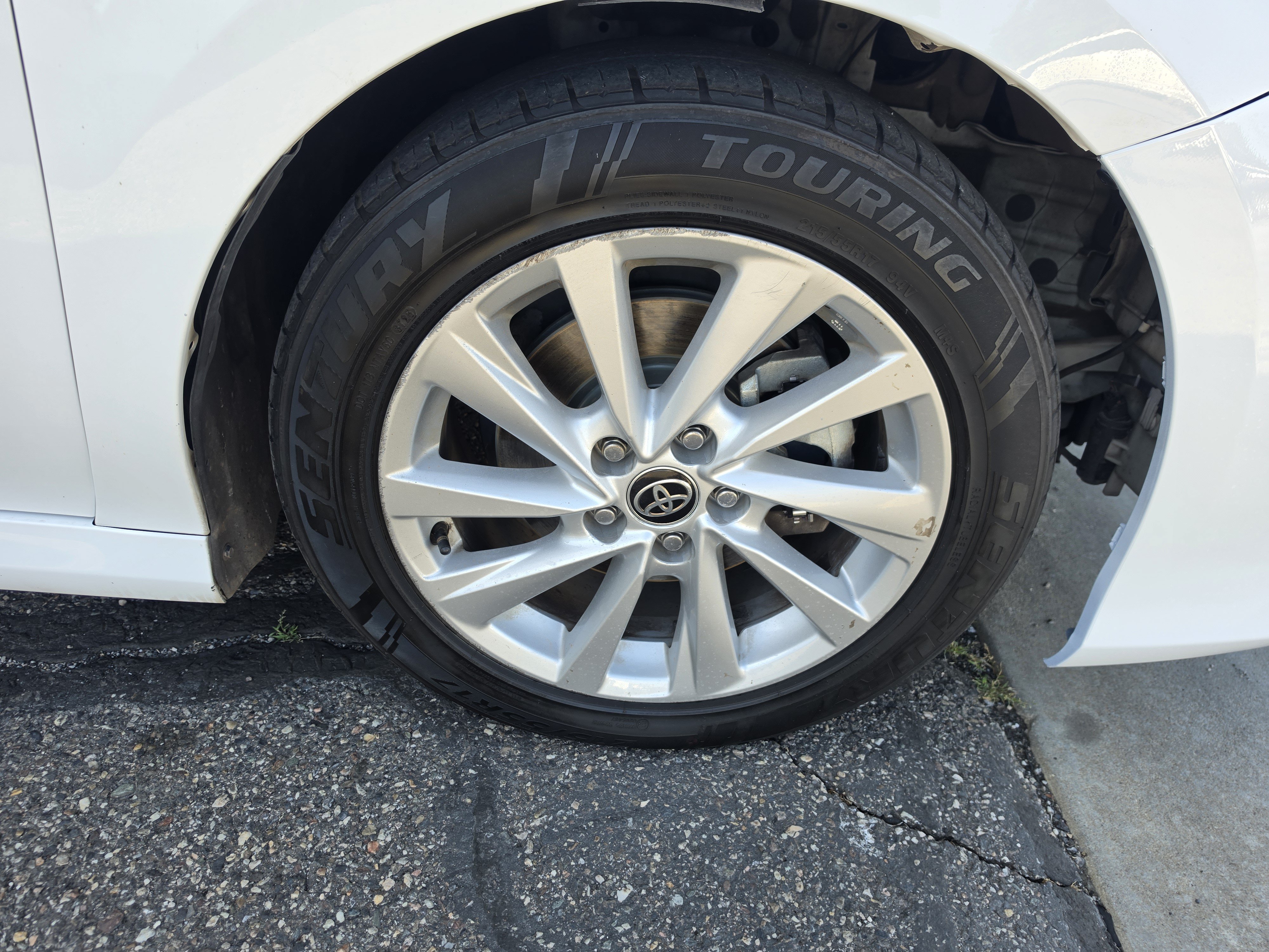 Used 2023 Toyota Camry LE FWD image 10