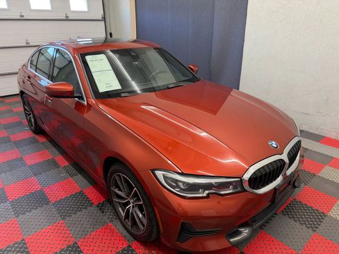 Used 2021 BMW 330i xDrive Sedan w/ Convenience Package AWD/4WD image 2